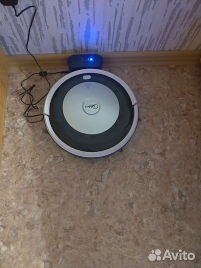 Робот пылесос