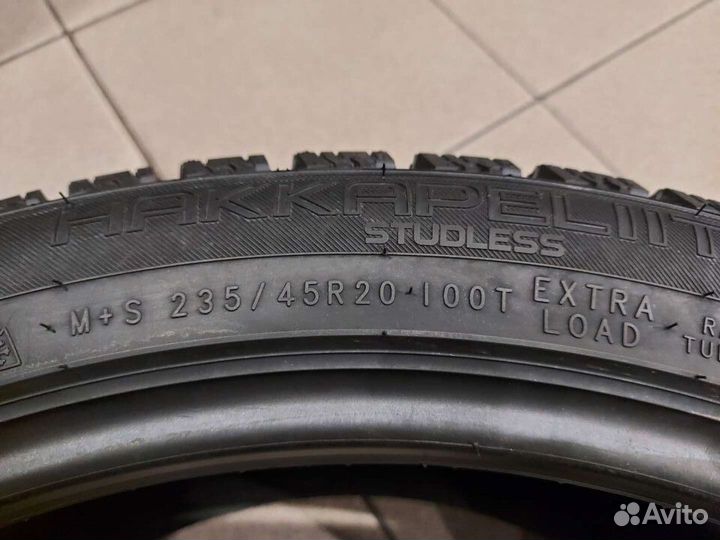 Nokian Tyres Hakkapeliitta R3 SUV 235/45 R20 100T