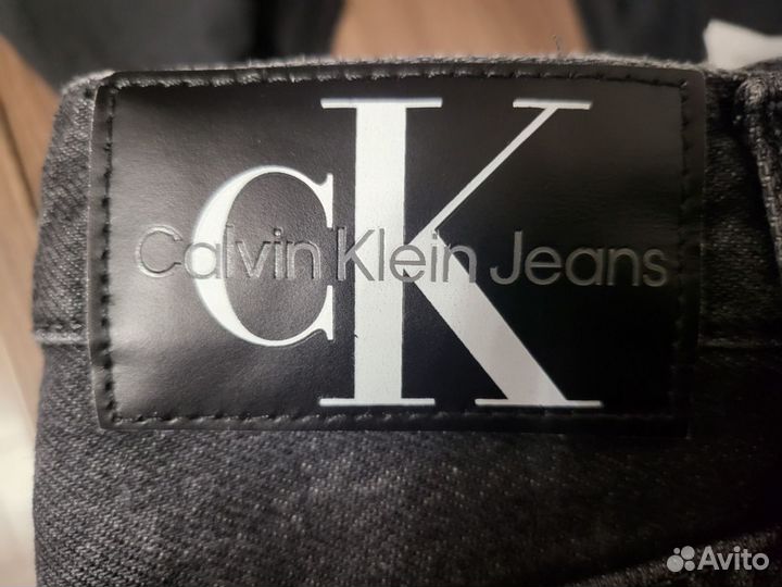 Джинсы женские Calvin Klein