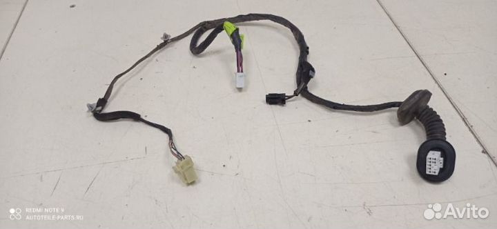 Проводка двери задняя правая Hyundai Sonata EF 2.0