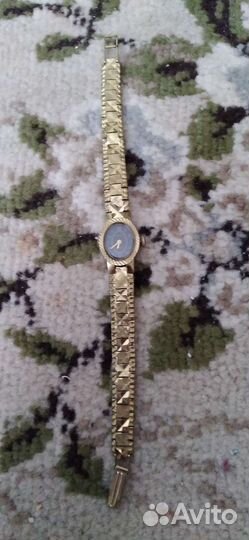 Часы наручные разные