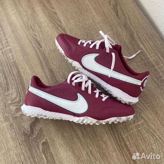 Сороконожки Nike Tiempo Legend 9 React