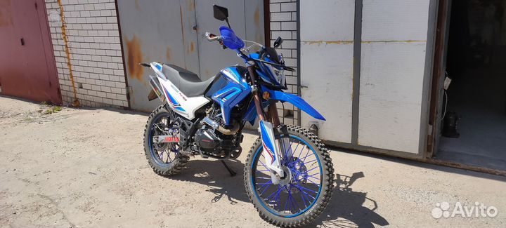 Мотоцикл эндуро