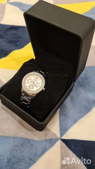 Коробка для часов и украшений