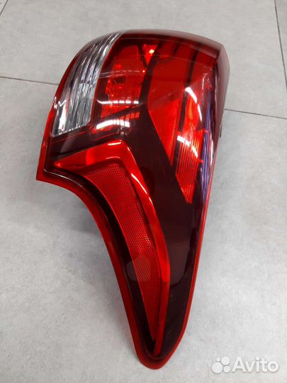 Задний фонарь Mitsubishi Outlander 3