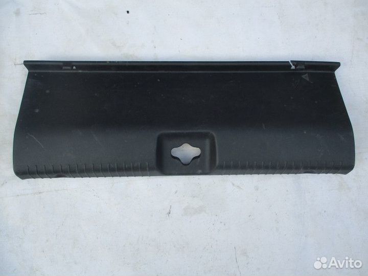 Обшивка багажника Hyundai Solaris 1 RB