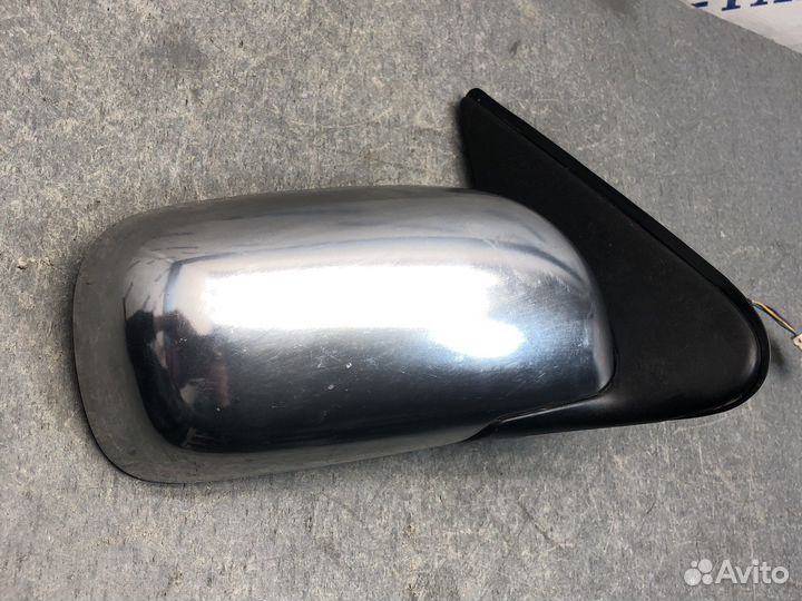 Правое зеркало Cube z10