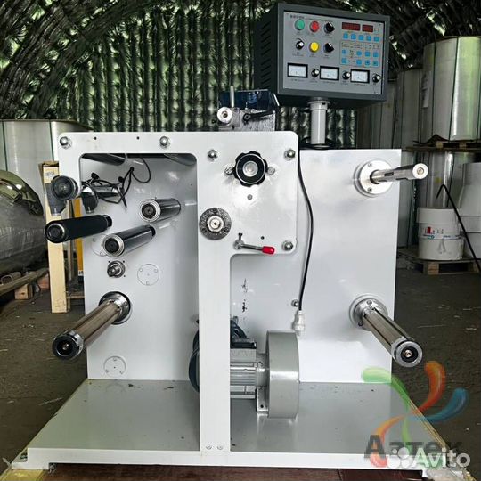 Станок продольной резки узкорулонный (бобинорезка)