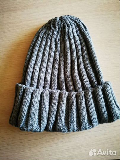 Шапка женская вязаная