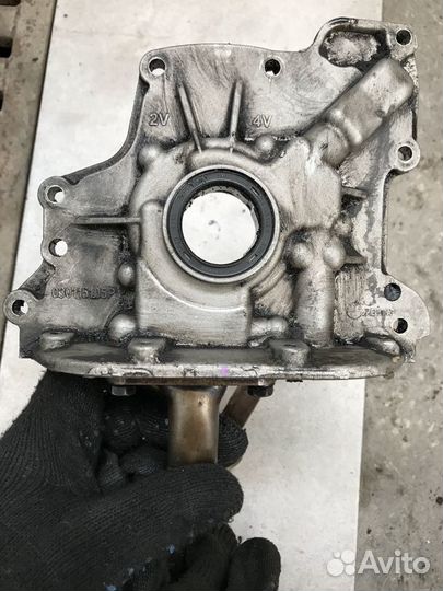 Насос масляный на Volkswagen Pointer 1.0