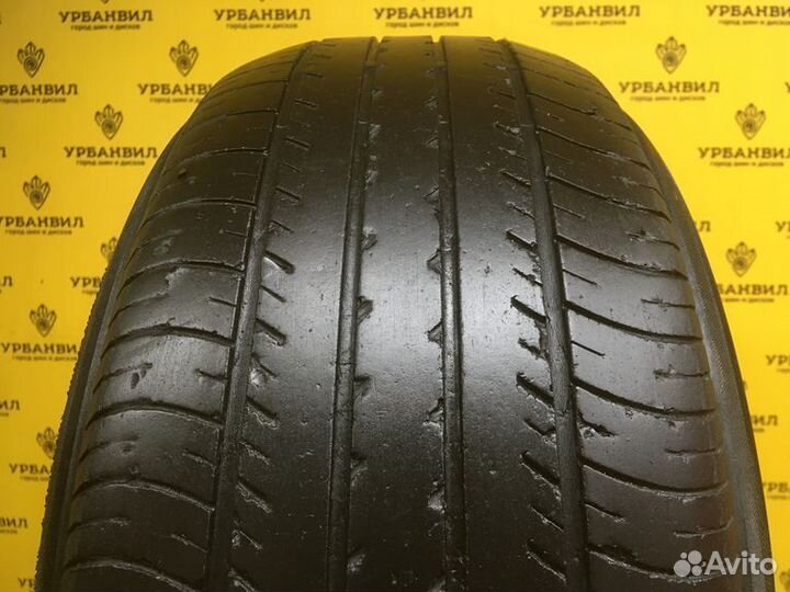 Yokohama dB Decibel E70B 215/55 R17 93V