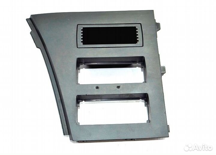 Пластиковая крышка торпеды mercedes-benz Actros MP