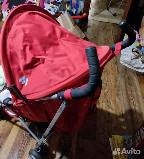 Прогулочная коляска трость maclaren triiumph