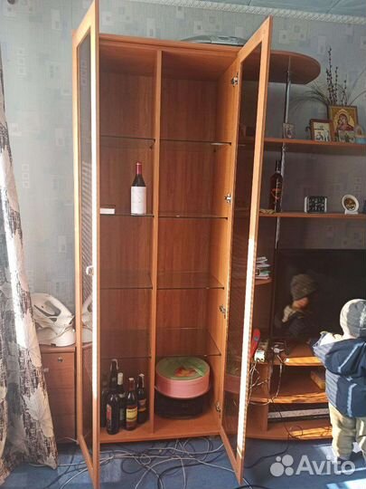 Стенка в гостиную со шкафом под тв