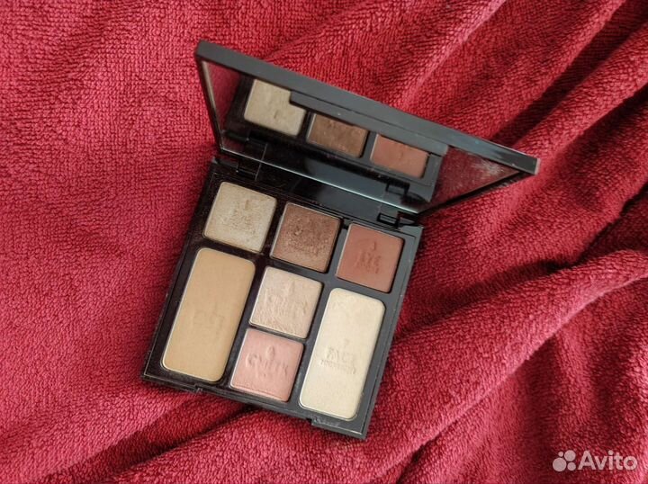 Палетка Charlotte Tillbury