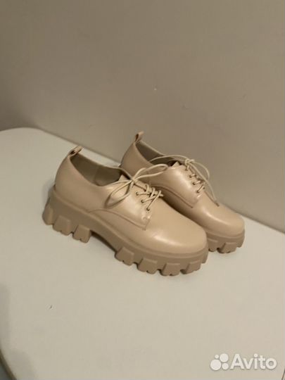Полуботинки женские 36 размер