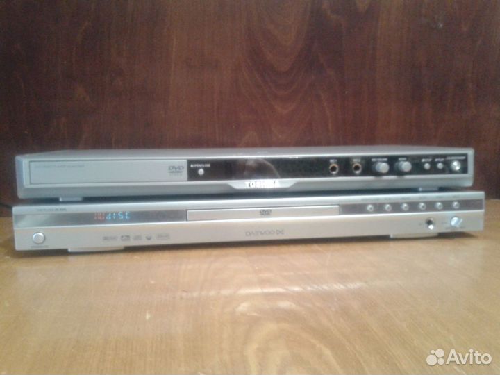 DVD-проигрыватели разные