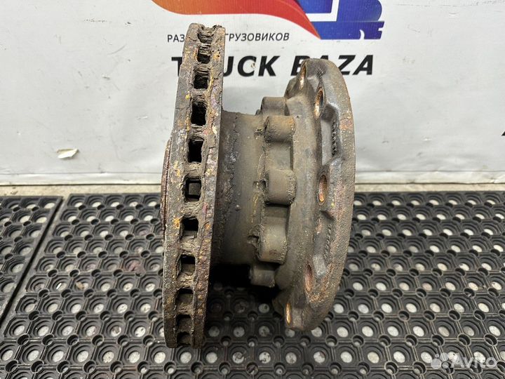 1724406 Ступица передняя