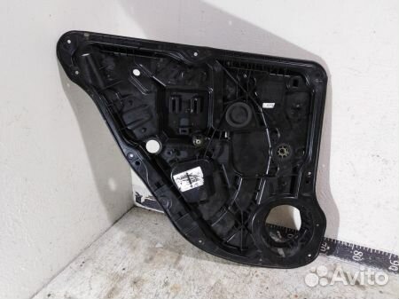 Стеклоподъемник электрический задний левый