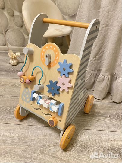 Каталка для малышей