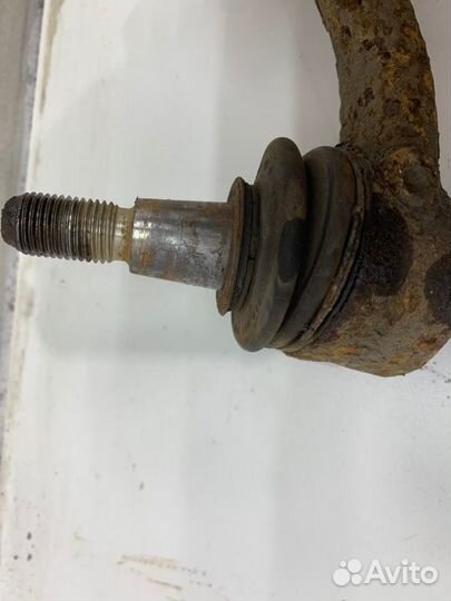 Поперечный рычаг передний Bmw X1 X20D E84 LCI (Е84