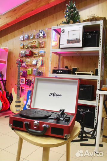 Проигрыватель пластинок Alive Audio