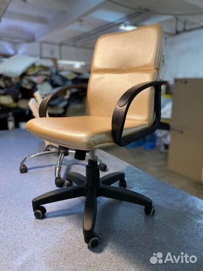 Кресло офисное