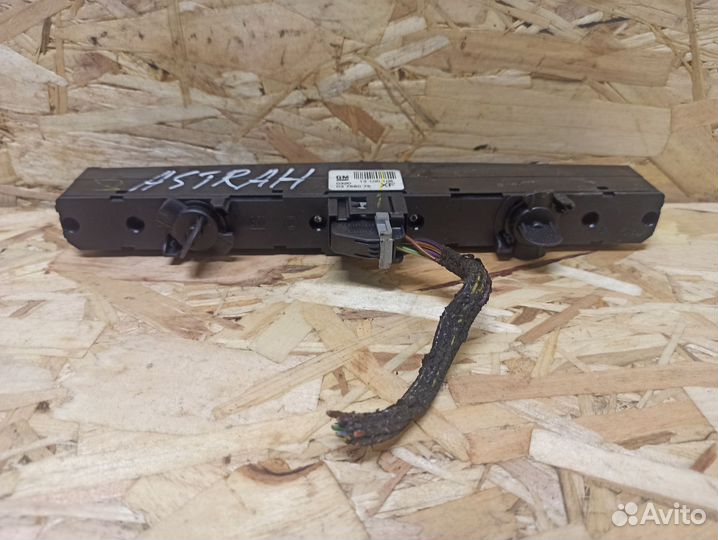 Блок кнопок Opel Astra H, Zafira B