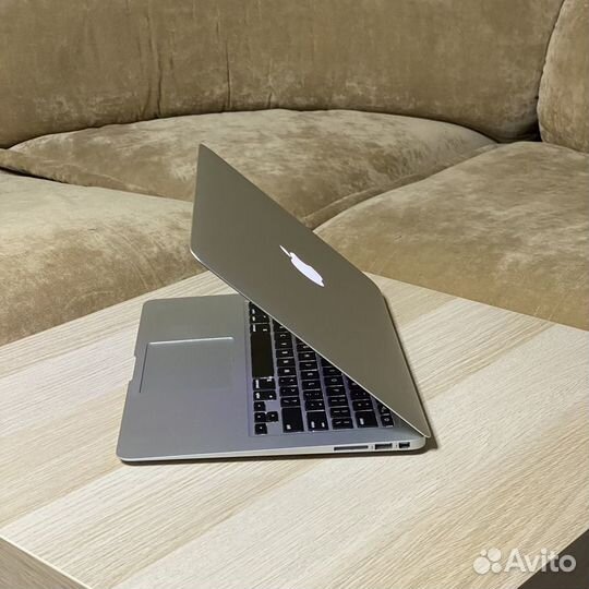 MacBook Air 13 2015 i7/8/500 (апр1/2)