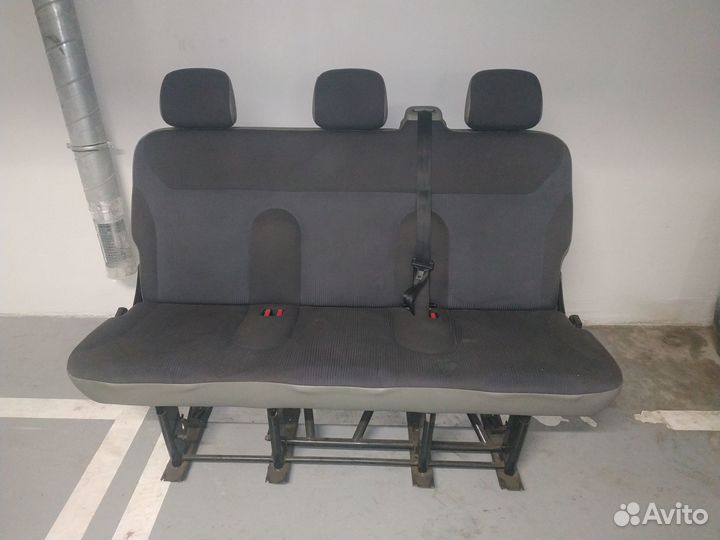 Сиденья Opel Vivaro