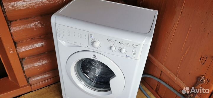 Стиральная машина indesit iwsc5105