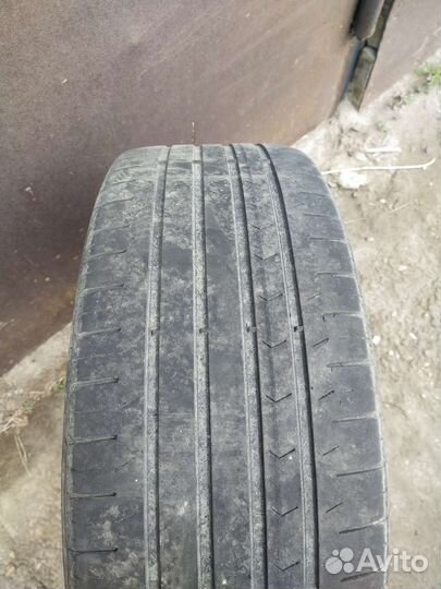 Continental ContiPremiumContact 225/60 R17 V