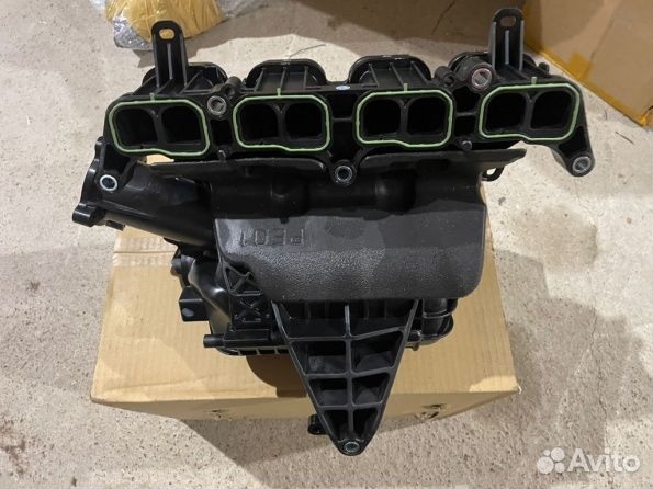 Впускной коллектор Мазда 3 бм