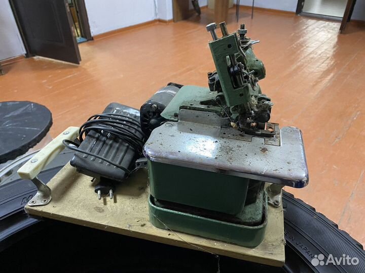 Оверлок вк-919