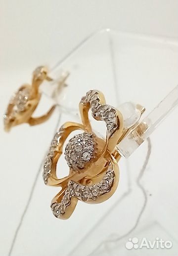 Серьги с синтетическим камнем Золото