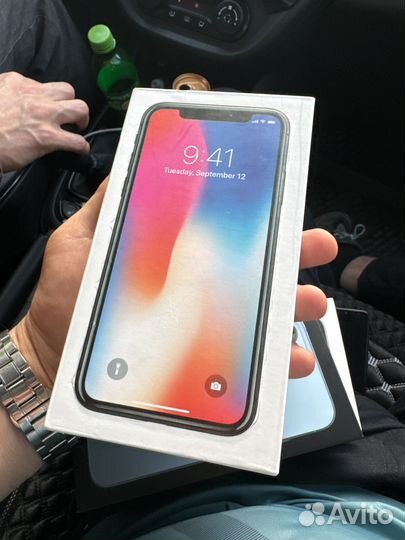 iPhone X, 64 ГБ