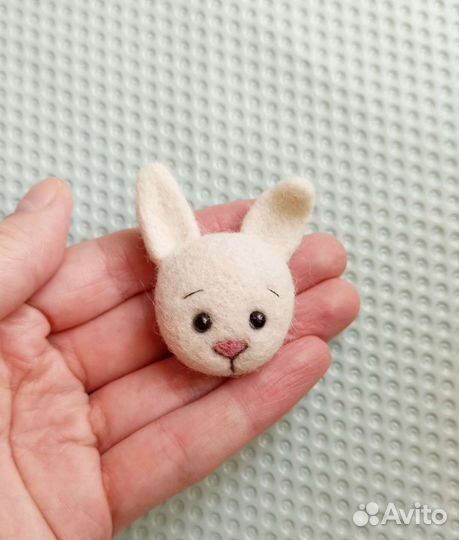 Броши ручной работы