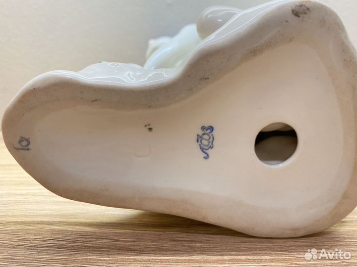 Статуэтка юный пограничник с собакой лфз