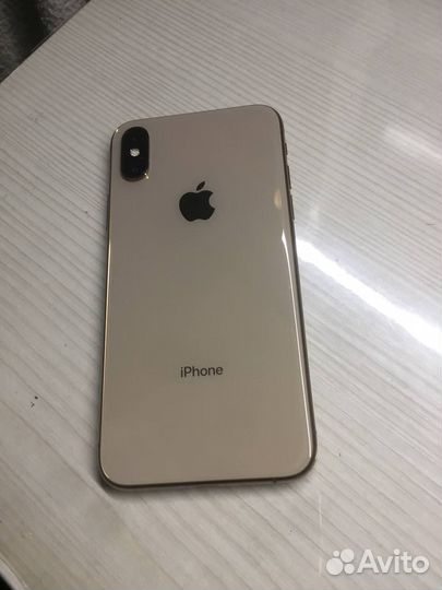 iPhone Xs, 64 ГБ