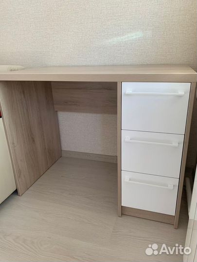 Гостиная, тумба под тв, прикроватная тумба, стол