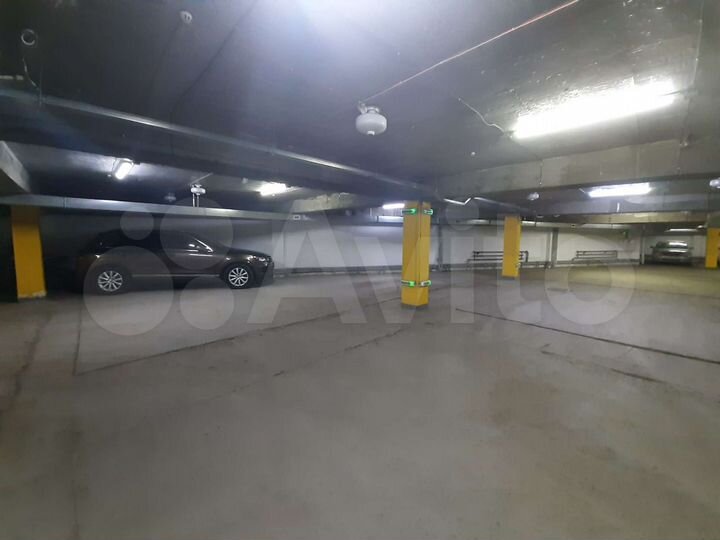 Машиноместо, 17 м²