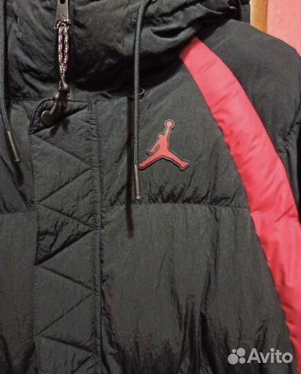 Пуховик jordan essentials