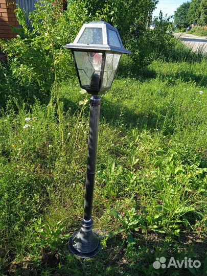 Фонарь уличный садовый
