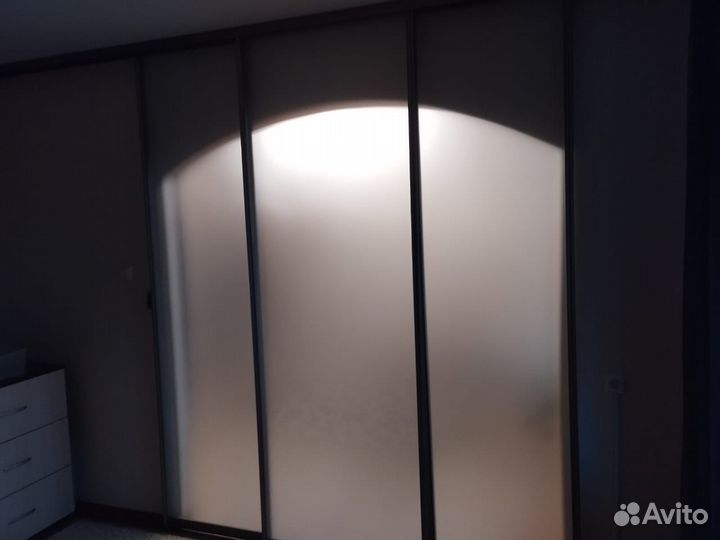 Межкомнатные двери купе