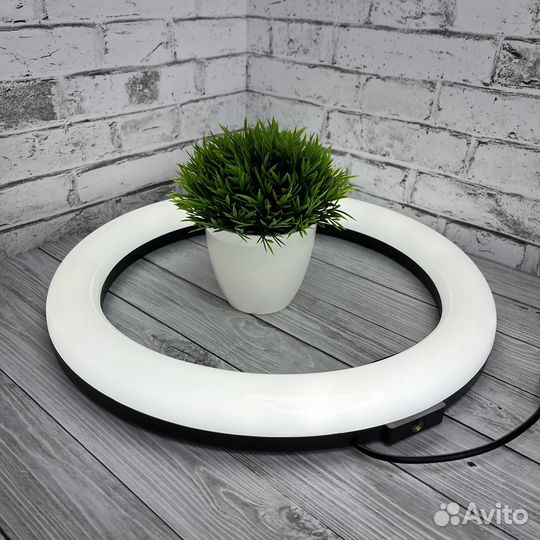 Кольцевая лампа 32 см