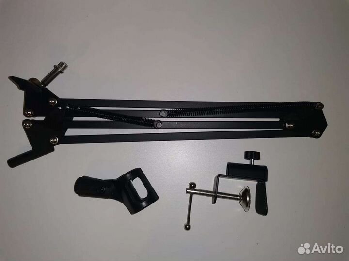 Микрофонная стойка панторгаф