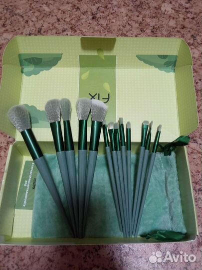 Набор кистей для макияжа новый