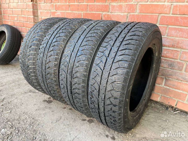 Bridgestone Ice Cruiser 7000 225/65 R17