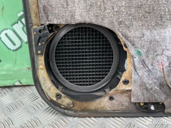 Обшивка двери передняя левая Mercedes-Benz E-Class