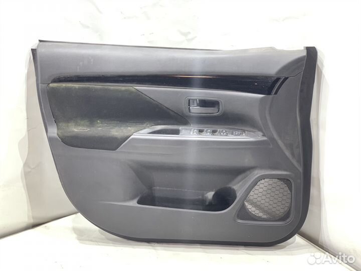 Обшивка двери передней Mitsubishi Outlander 3